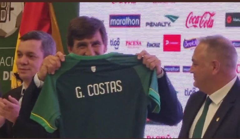 (VIDEO) CON UN RITUAL ANCESTRAL: Presentaron a Gustavo Costas como DT de Bolivia