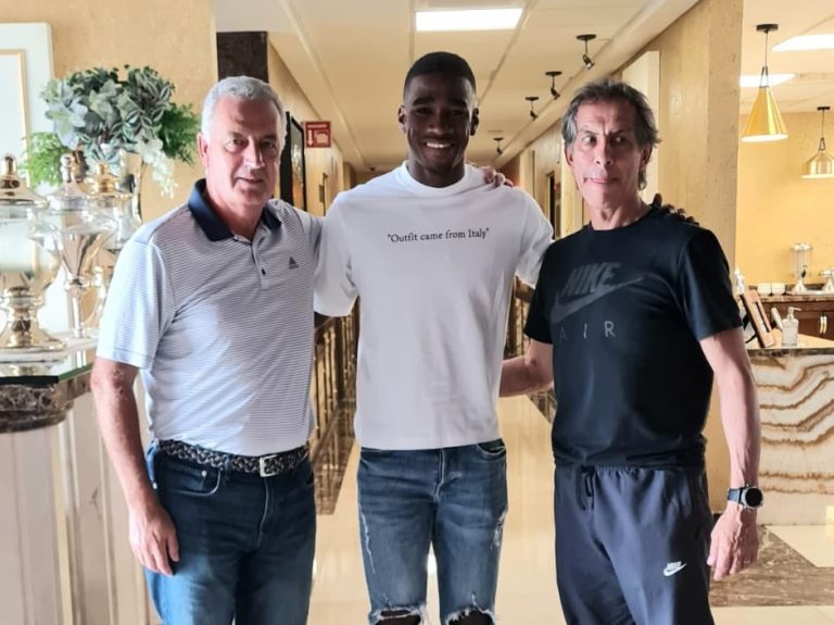 (FOTOS) Gustavo Alfaro se reunió con Félix Torres, Ayrton Preciado y LF León