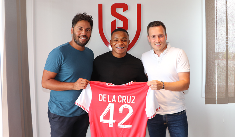 Noticia Banco Guayaquil // (OFICIAL) Maiky de la Cruz firmó su vínculo con el Stade de Reims