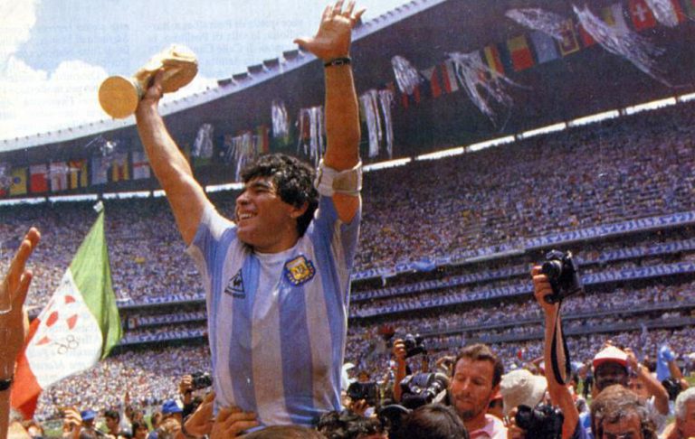 La camiseta de Maradona en la final de México ’86 vuelve a manos argentinas