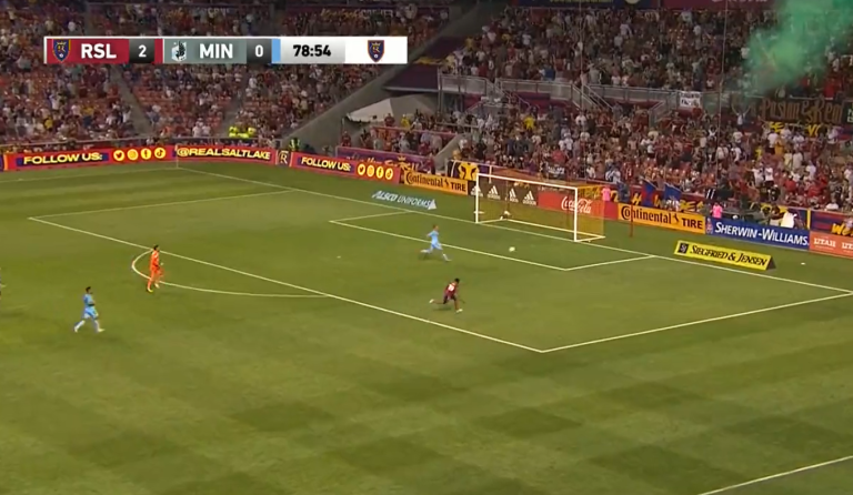 (VIDEO) DE CONTRAGOLPE: Gol de Anderson Julio en la MLS