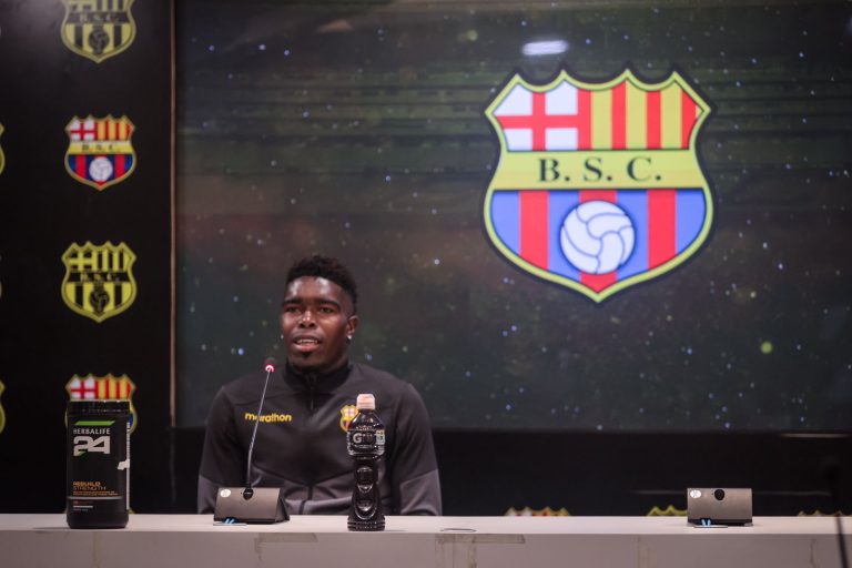 Carcelén: “Mi prioridad es quedar campeón con Barcelona”