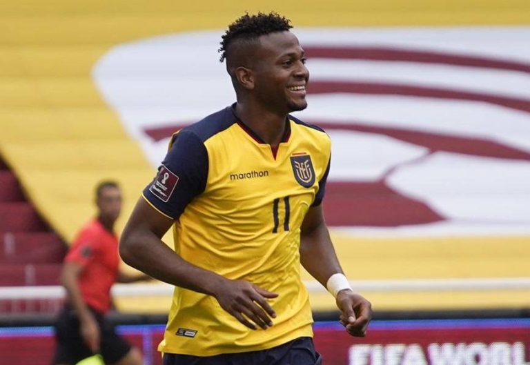 Michael Estrada se acerca a Cruz Azul