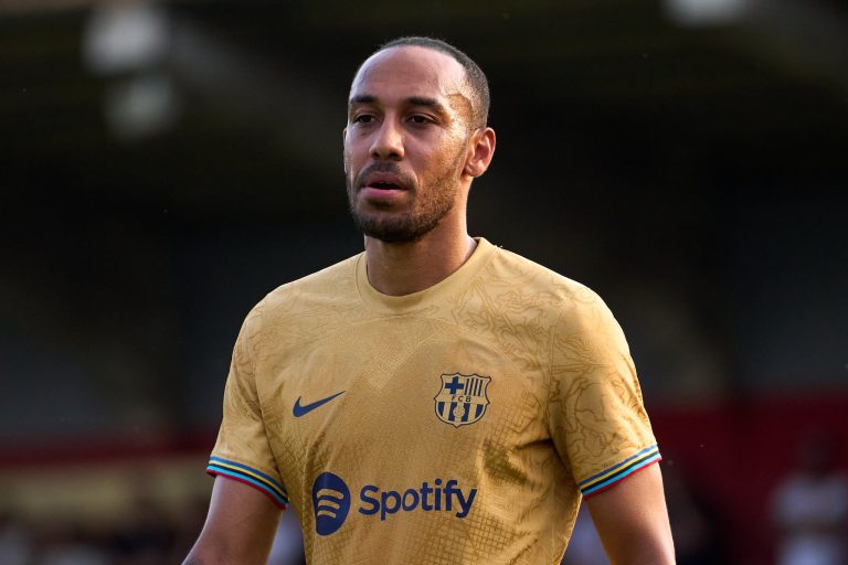 Aubameyang firmará por el Chelsea, Marcos Alonso al Barça