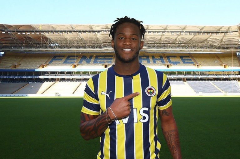 ¡DESDE EL CHELSEA! Enner Valencia tendrá fuerte competencia en el Fenerbahçe