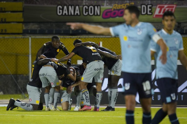 (VIDEO) CADA VEZ MÁS CERCA DEL OBJETIVO: Aucas venció a la U. Católica