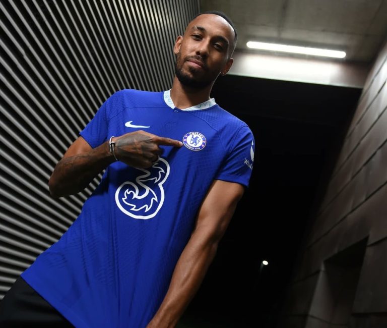 OFICIAL: Aubameyang fue anunciado en Chelsea