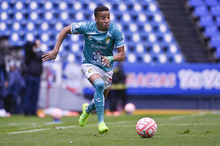 (VIDEO) Liga MX: León ganó con Byron Castillo y Ángel Mena en cancha