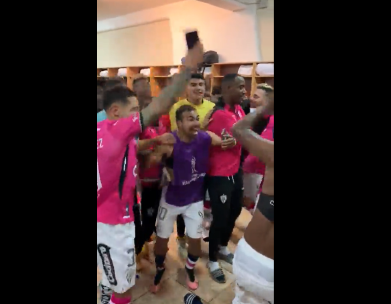 (VIDEO) FIESTA EN CAMERINOS: IDV celebró el pase a la final de la Sudamericana