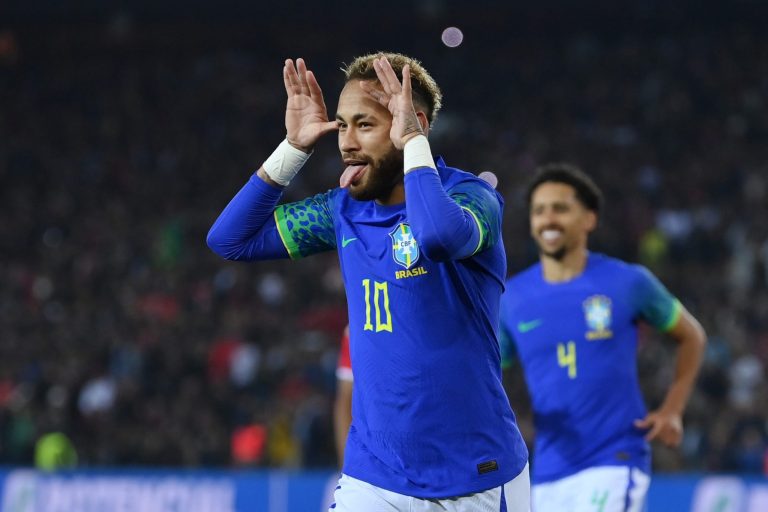 Neymar, a un paso de un histórico récord de Pelé en Brasil