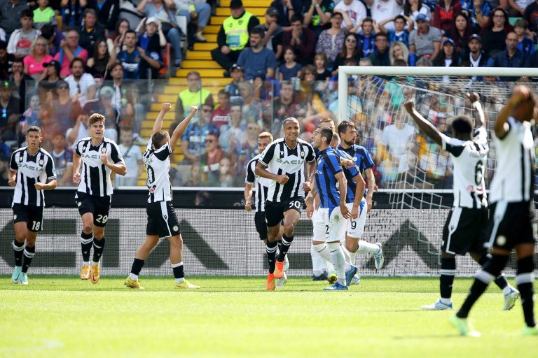 (VIDEO) Udinese supera al Inter de Milán y se coloca líder de la Serie A