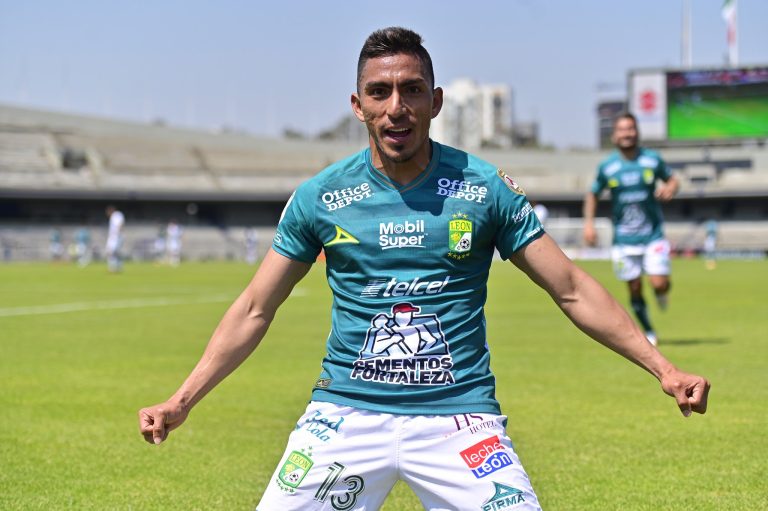 Ángel Mena fue baja de último momento para el Club León