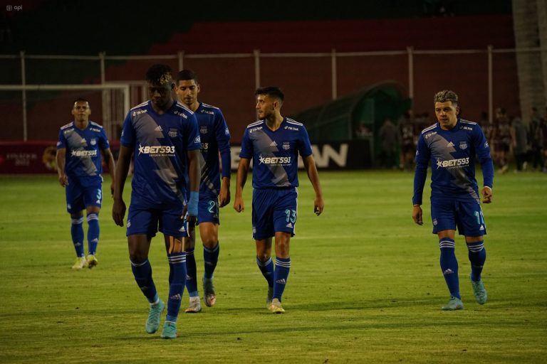 VUELVEN DIXON Y MEJÍA: Posible once de Emelec para enfrentar a Orense