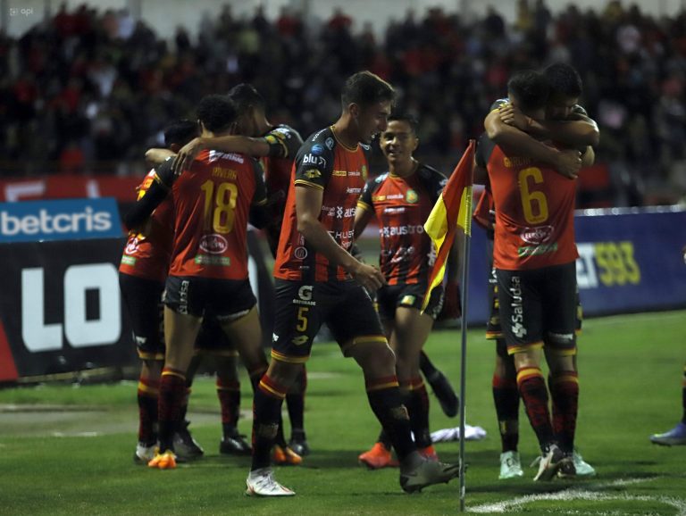 (VIDEO) Jugadores del Cuenca festejaron con un tik tik el triunfo Vs BSC