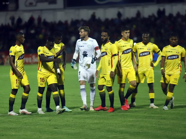 ALGUNAS AUSENCIAS: Los convocados de BSC para medir al Aucas
