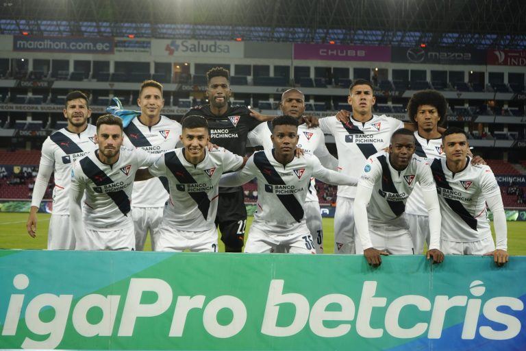 “Nos hacemos cargo de no haber alcanzado los objetivos que LDU se merece”