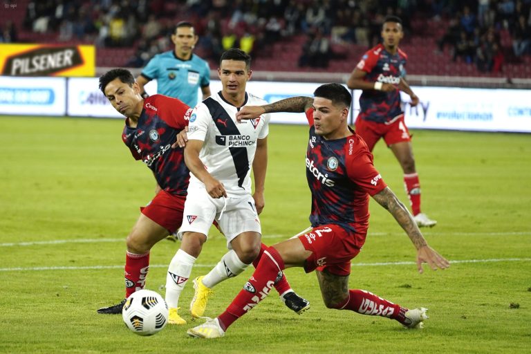 LOS GOLES LLEGARON EN EL ST: LDU venció a Guayaquil City en ‘Casa Blanca’