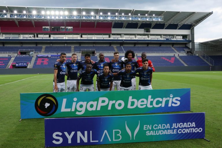 SE DESPIDE CON VICTORIA: IDV superó por la mínima a 9 de Octubre