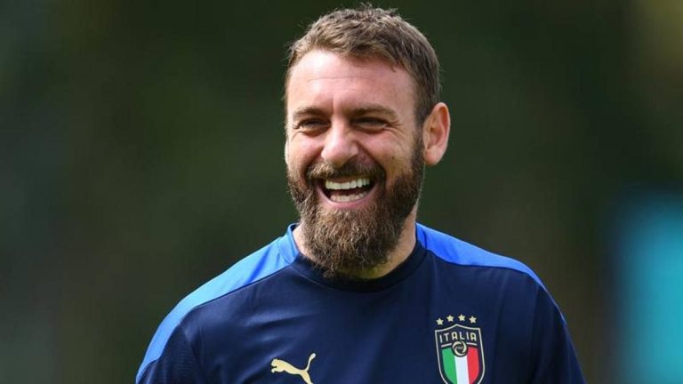 De Rossi  se estrena como DT: Ya tiene nuevo equipo