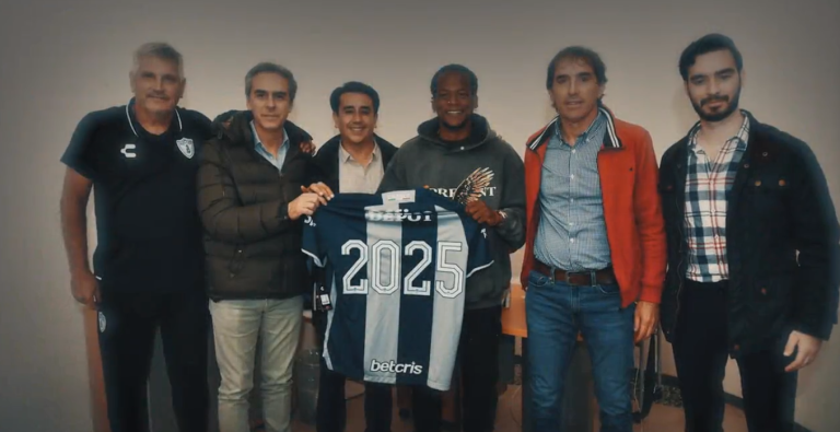 (VIDEO) OFICIAL: Romario Ibarra renovó con Pachuca