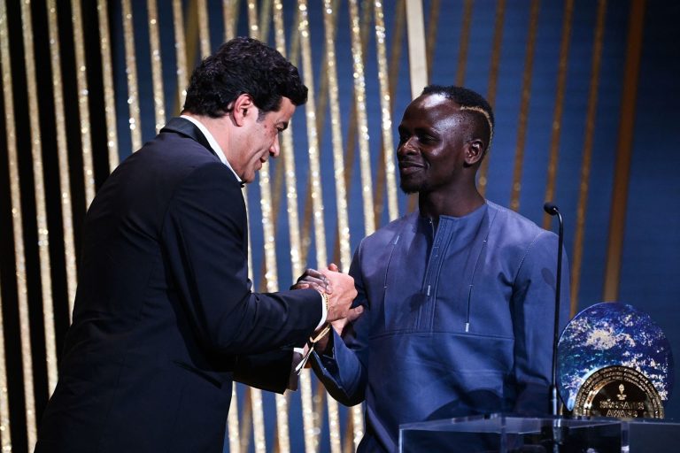 (VIDEO) BALÓN DE ORO 2022: Sadio Mané, ganador del Socrates Award