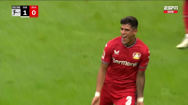(VIDEO) ¡CABEZAZO! GOL DE PIERO HINCAPIÉ para el Leverkusen