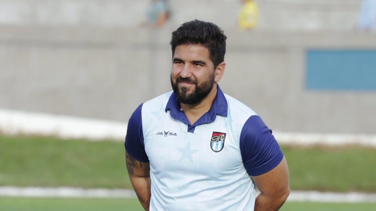 “Si amañáramos partidos no estaríamos en la zona de descenso”