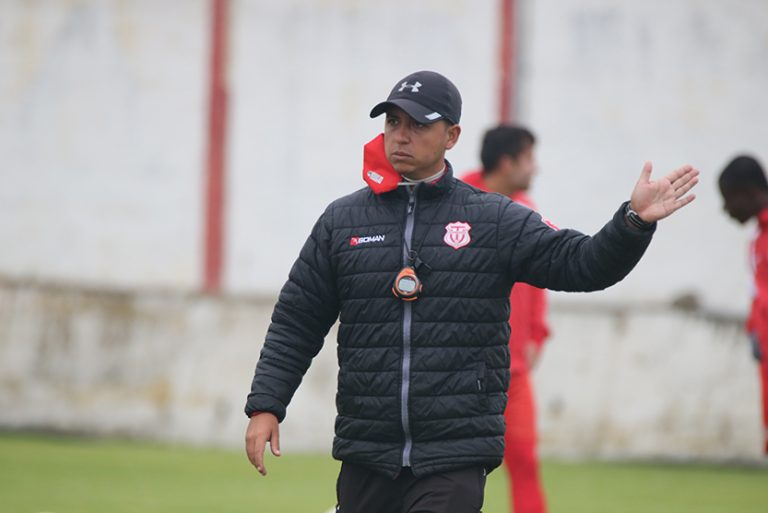 (VIDEO) DT de Técnico U: “En la vida no todo es ganar… también hay que saber perder”