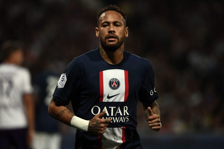 Neymar: “Estoy seguro que la Champions pronto estará en París”