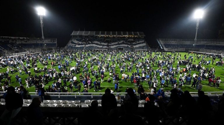 Un muerto confirmado en los incidentes del Gimnasia-Boca