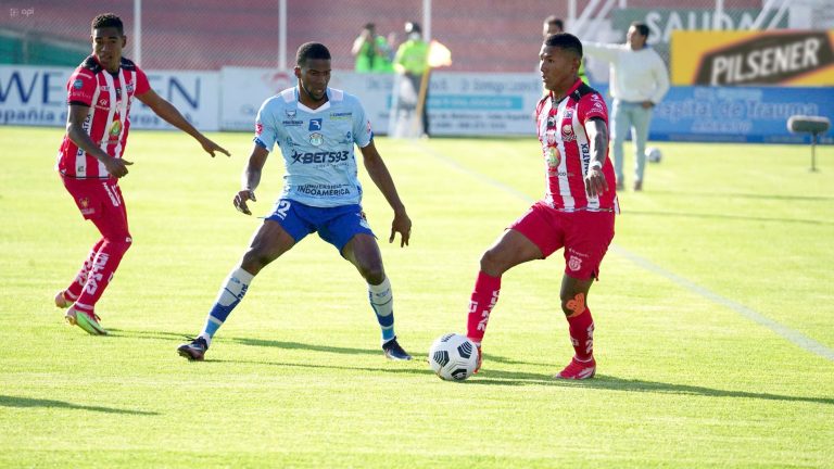 Desde el Técnico U: “Me causaría mucho dolor que descienda Macará”