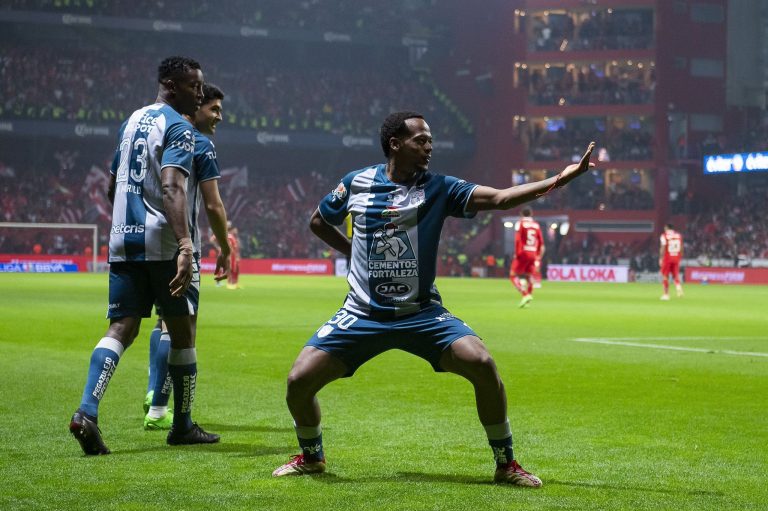 (VIDEO) ESTÁ ON FIRE: Doblete de Romario Ibarra en la final de la Liga MX