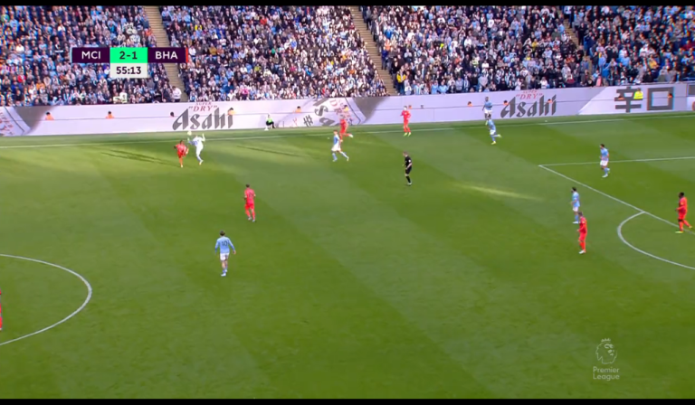 (VIDEO) ‘Sombrerito’ a De Bruyne: El lujo de Moisés Caicedo ante el City