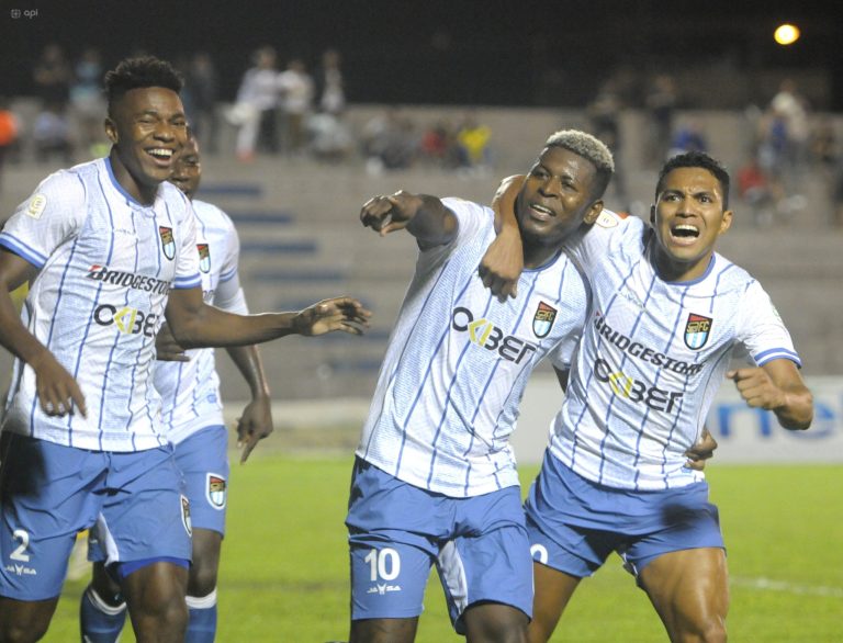 (FOTO) Los convocados de 9 de Octubre para la final de la Copa Ecuador