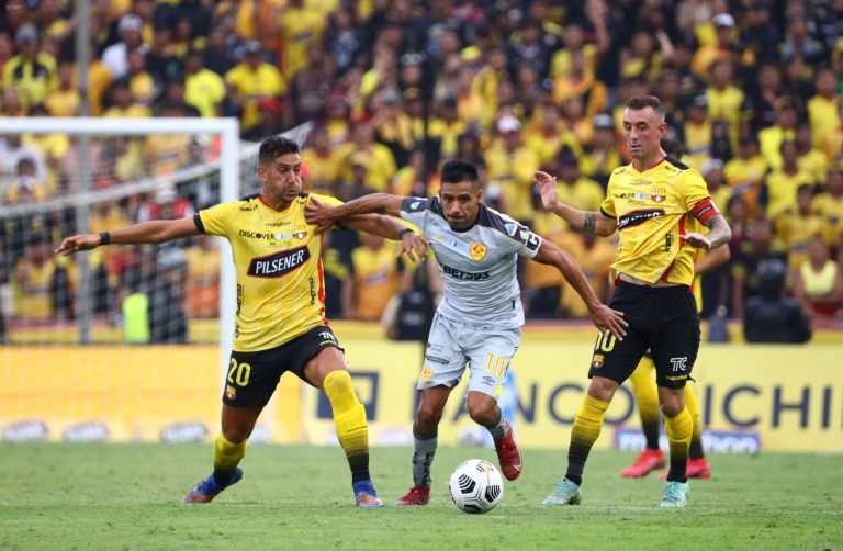 Terna arbitral confirmada para la final de vuelta entre Aucas y BSC