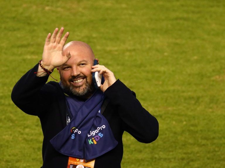 “Estar sin jugar 1 o 2 semanas no es nada si vamos a estabilizar el futuro de nuestros clubes”