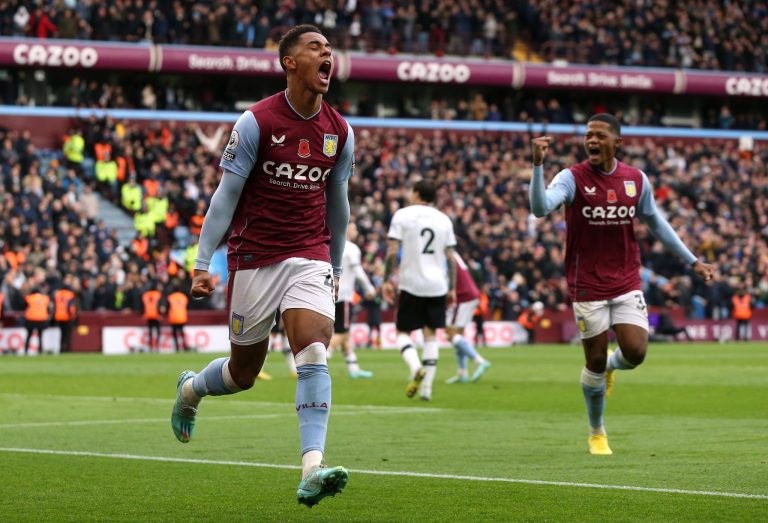 (VIDEO) Aston Villa dio el golpe y venció al Manchester United