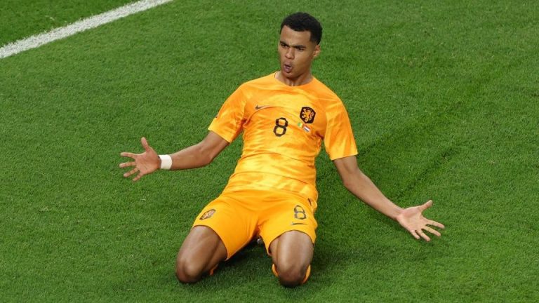 Manchester United tras los pasos de la revelación del Mundial