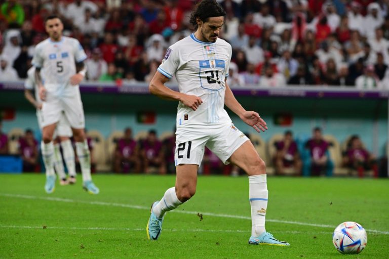 (VIDEO) Cavani sobre qué pasa con Uruguay: “Hay que preguntarle a Alonso”