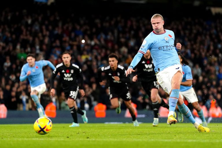 (VIDEO) Sobre la hora: Manchester City derrotó a Fulham con gol de Haaland