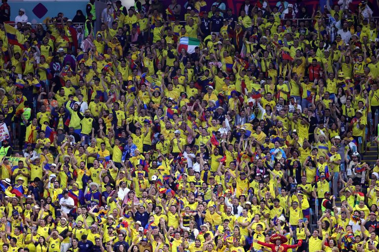(VIDEO) “¡Queremos cerveza!”: El canto de los hinchas ecuatorianos en el Mundial