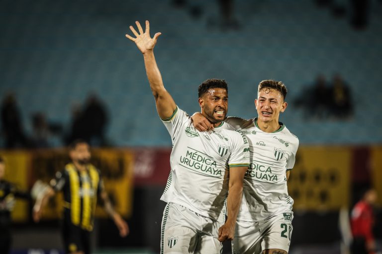 (VIDEO) ¡Histórico! La Luz a la final de la Copa Uruguay: eliminó a Peñarol