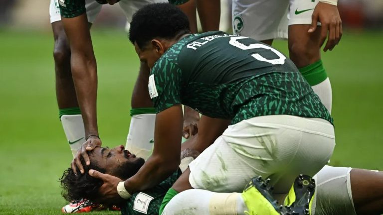 Arabia Saudita pierde a Al Shahrani por fractura de mandíbula