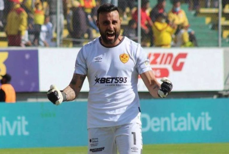 (VIDEO) Aucas renovó a Damián Frascarelli