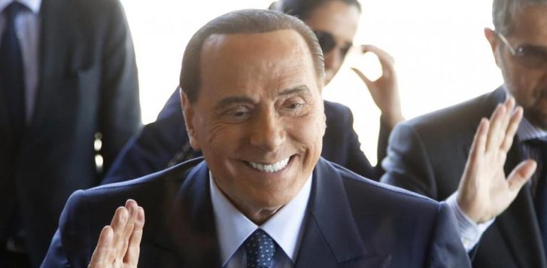 Berlusconi promete “un autobús lleno de prostitutas” a los jugadores del Monza