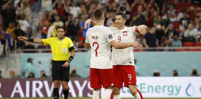 Lewandowski aclara la polémica de las primas en Polonia