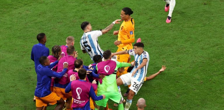 (VIDEO) ¡Pelea en el Países Bajos – Argentina!