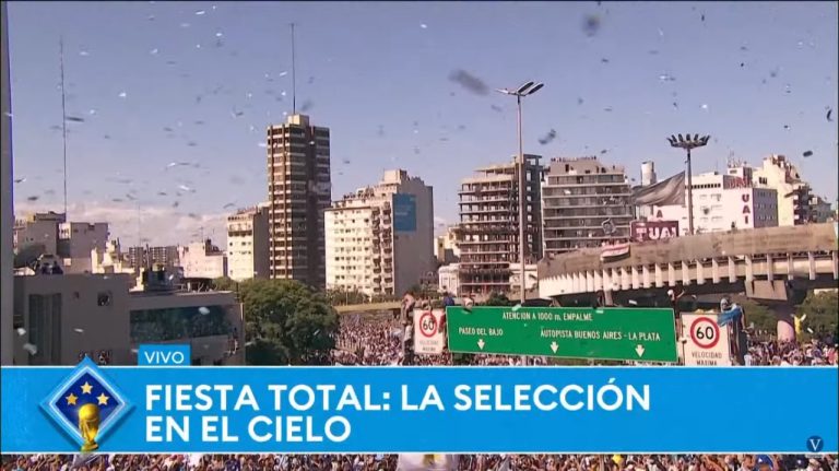 (VIDEO) La Scaloneta no pudo avanzar más y los jugadores tuvieron que irse en helicóptero