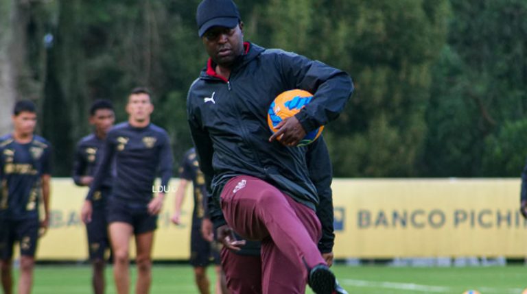 Macará tendría a Édison Méndez como opción para DT