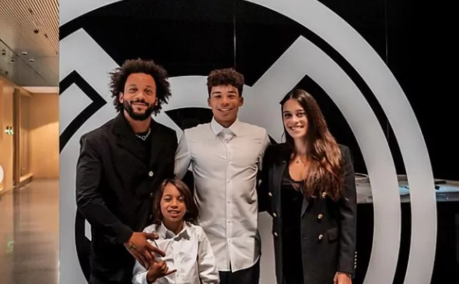 El hijo de Marcelo firma su primer contrato con el Real Madrid